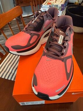 Nike Structure Plus Women's 9.5 Running Shoes